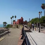 Benalbeach Casa Kito *
