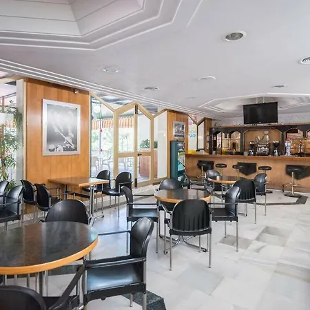 Apartament Benalbeach Casa Kito *